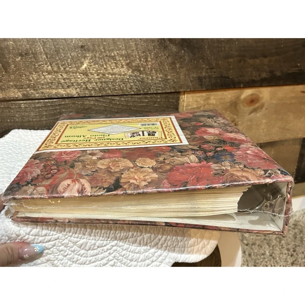 VTG NOS Pioneer Designer Heritage 100 Page Floral Photo Album Up To 8x10 1990